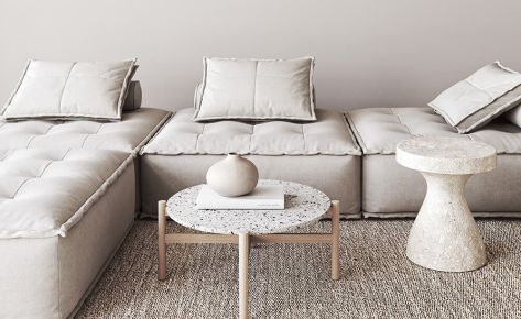 Example of light wood floor living room design with white walls (Demo)
